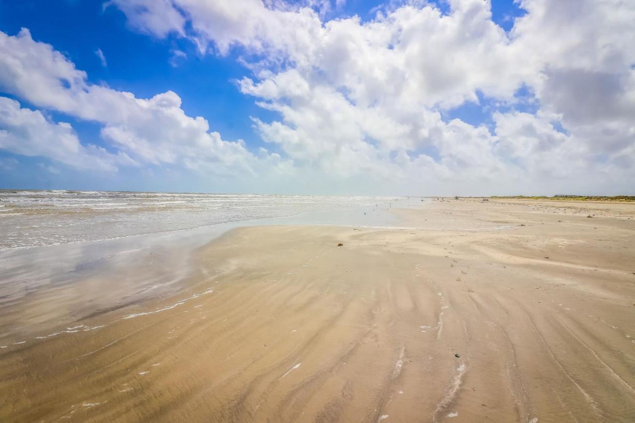 Beautiful Two-Bedroom With Bay Views In The Lovely Pointe West Resort ガルベストン エクステリア 写真